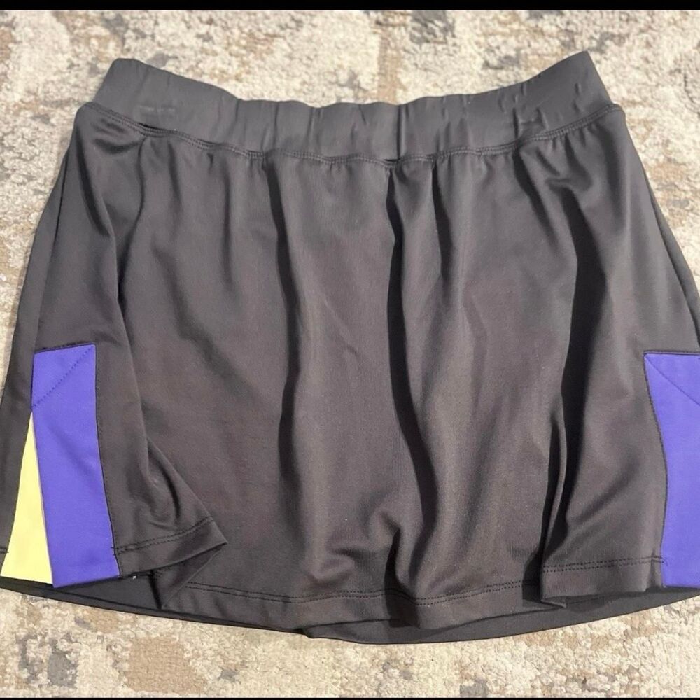 Tail Women's (M) tennis Skirt Black and Purple